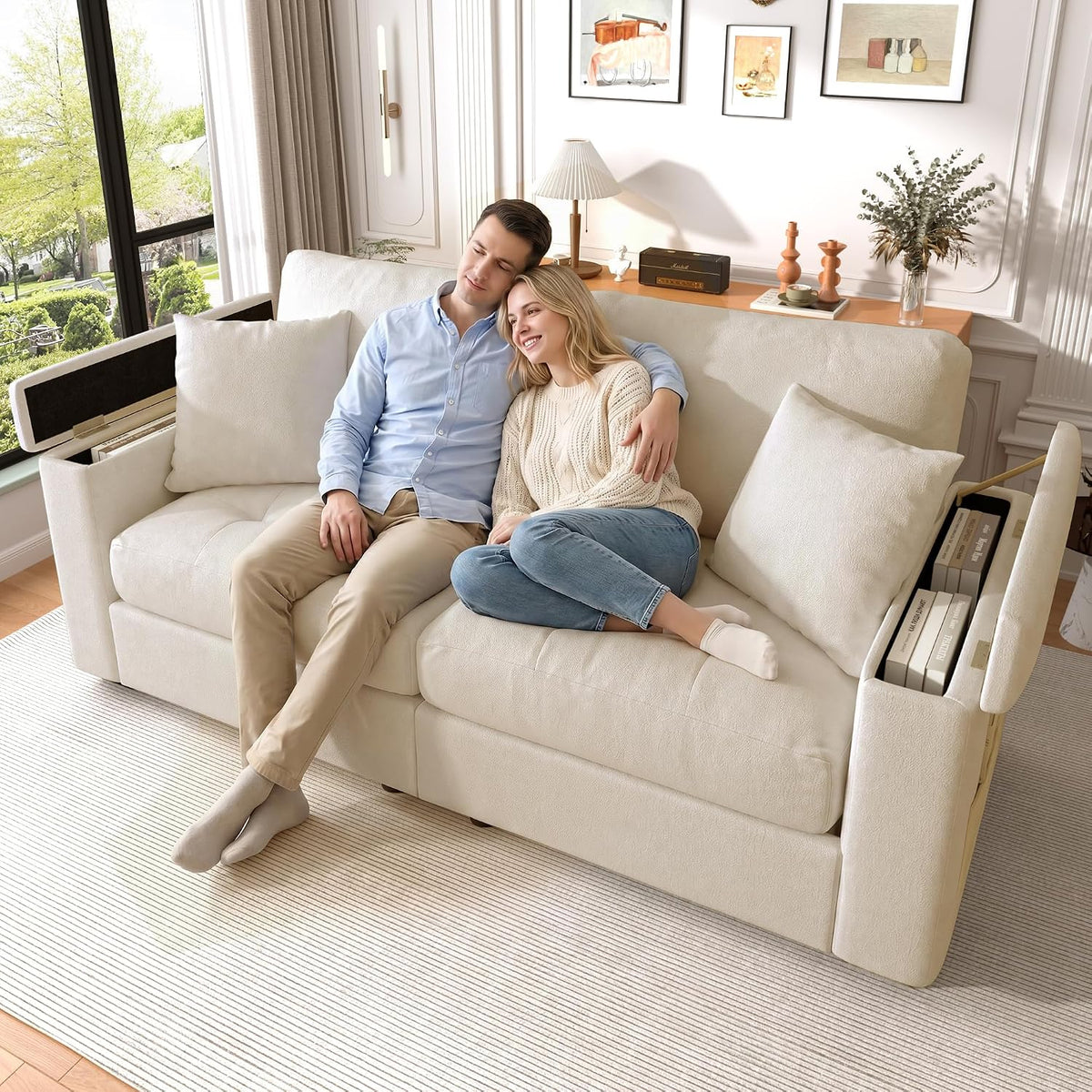 LDOKAHAUS Sofa, Schwarz, 2-Sitzer mit Stauraum-Armlehnen, Taschen und 2 Kissen